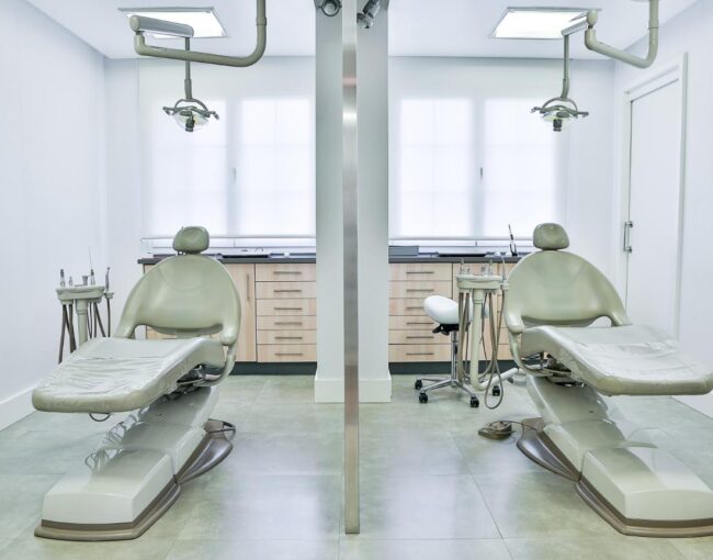 Hospital-spacing-and-partition-dentist-practice-spaces